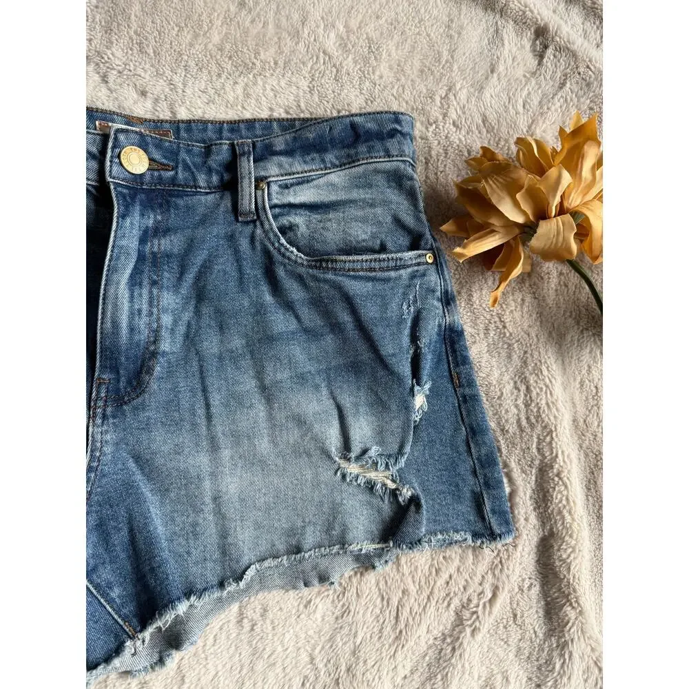 KUT Jean Cutoff Jean Shorts Size 10 - Picture 2 of 5